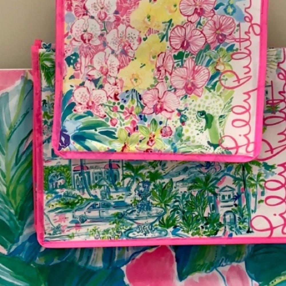 - Lilly Pulitzer gift tote bags small med and large